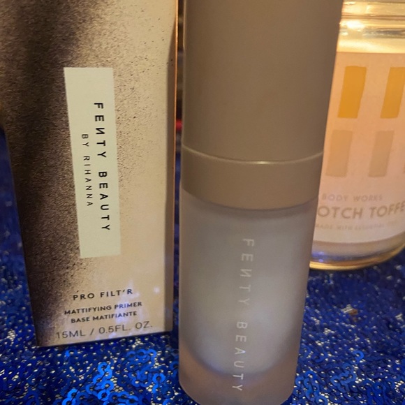Fenty Beauty Other - ⭐️💫⭐️FENTY MINI PRO-FILTER MATTIFYING PRIMER